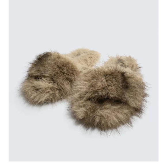 FAUX FUR SANDALS HARRY LAMBERT FOR ZARA XDISNEY